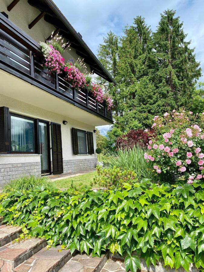 Homestay Ostan Bovec Buitenkant foto